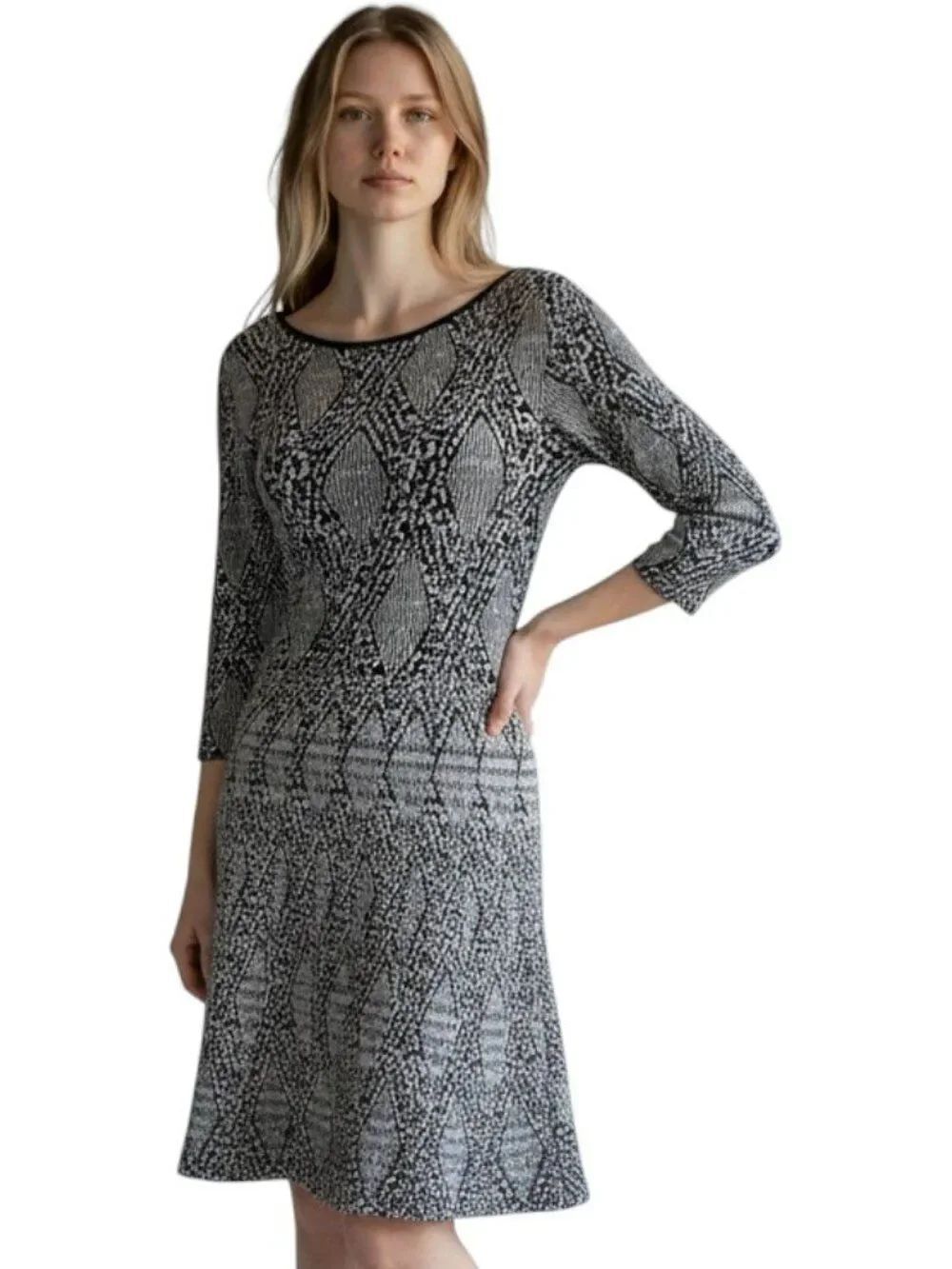 Zara Woman Black White Geometric Knit 3/4 Sleeve Fit Flare Low Back Dress Size S
